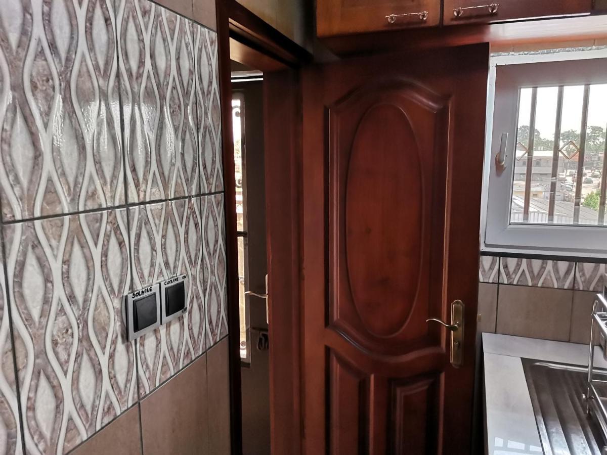 Residence Hoteliere Mb-202 C Douala Exterior foto